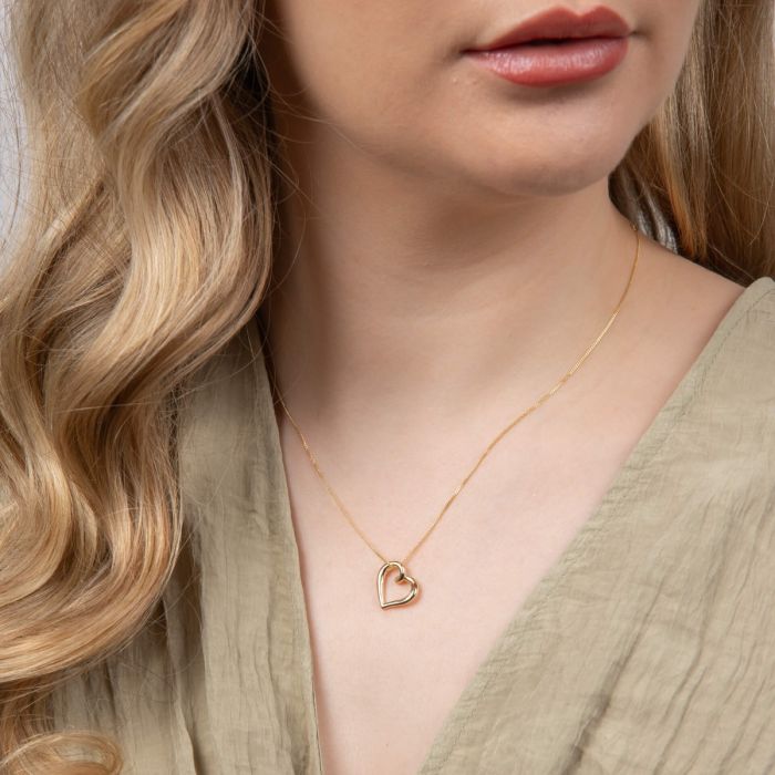 Organic Heart Pendant in 9ct Gold