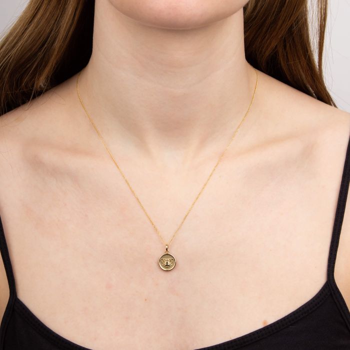 Bee Medallion Pendant in 9ct Gold
