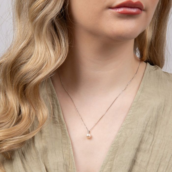 Freshwater Pearl and Diamond Drop Pendant in 9ct Gold